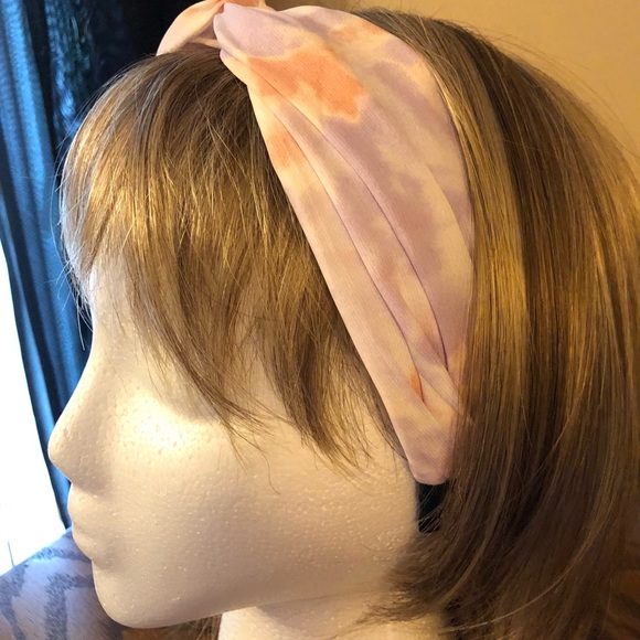 NEW!🛍Trendy Tie-dye and Pearl Headbands! - Picture 3 of 10
